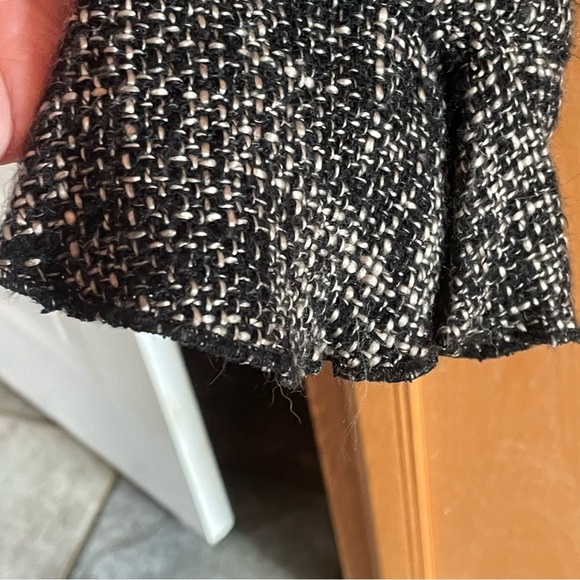 Coldwater Creek Women's Black and White open blazer size medium - Picture 4 of 6